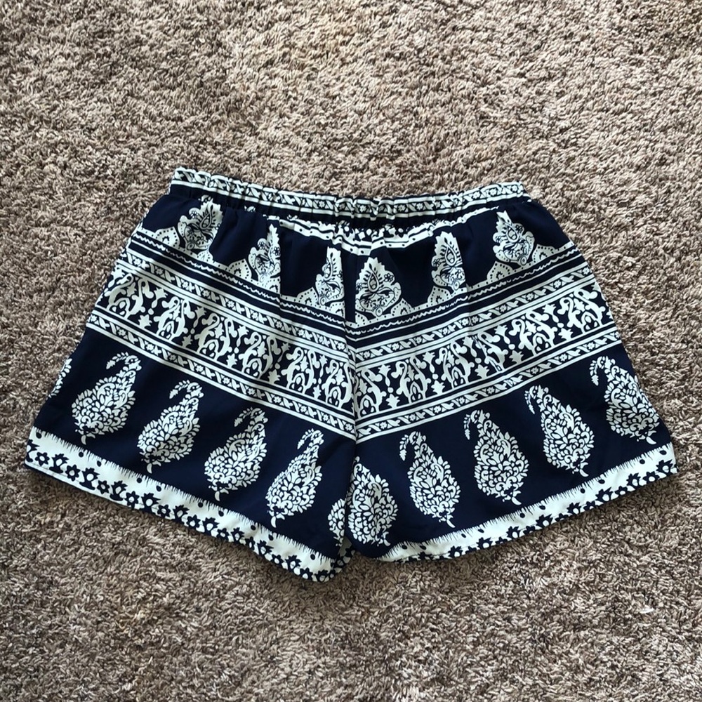 Shorts - Picture 2 of 2